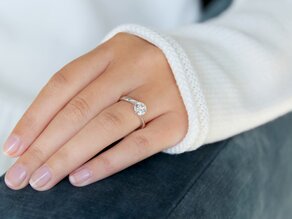 Verlovingsring Devotion in 18K witgoud met diamant 1,00ct H/SI