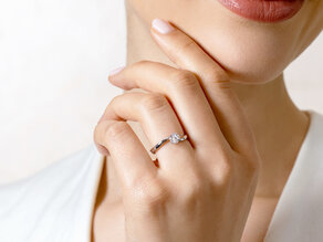 Verlovingsring Devour in 14K witgoud met diamant 0,50ct D/IF