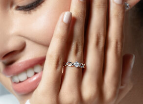 Verlovingsring Evoke in 9K geelgoud met diamant 0,25ct H/SI