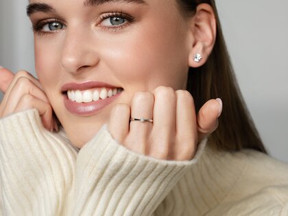 Verlovingsring Heaven 6 Petite in 14K witgoud met diamant 0,07ct G/SI