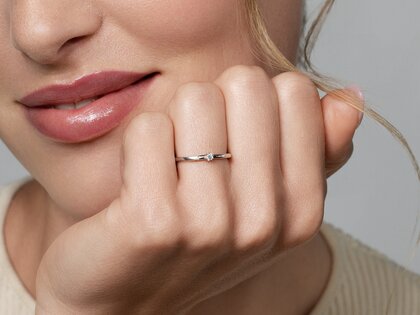 Verlovingsring Melody in 14K geelgoud met diamant 0,07ct H/SI