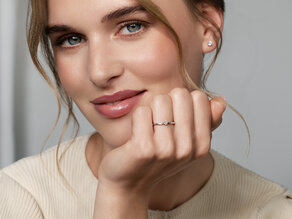 Verlovingsring Melody in 14K geelgoud met diamant 0,07ct H/SI