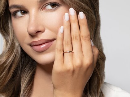 Verlovingsring Modern Petite in 14K roségoud met diamant 0,05ct G/SI