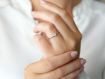 Verlovingsring Modern in 14K witgoud met diamant 0,10ct G/SI