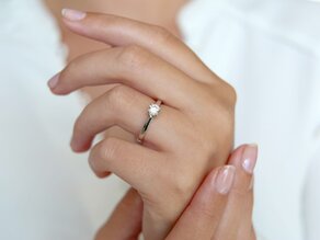 Verlovingsring Modern in 9K witgoud met Lab-grown diamant 0,50ct E/VS