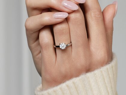 Verlovingsring Modern in 9K witgoud met diamant 1,00ct H/SI