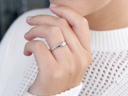 Verlovingsring Romance in 9K witgoud met Lab-grown diamant 0,50ct E/VS