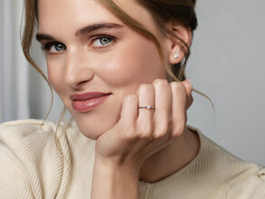 Verlovingsring Royal in 14K geelgoud met diamant 0,05ct H/SI