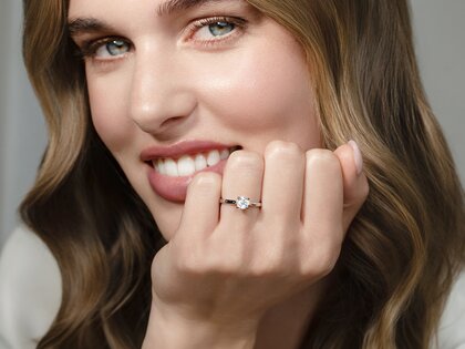 Verlovingsring Surprise in 9K geelgoud met diamant 0,75ct G/SI