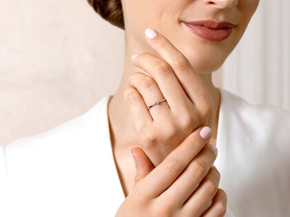 Verlovingsring Surprise in 9K geelgoud met diamant 0,05ct G/SI