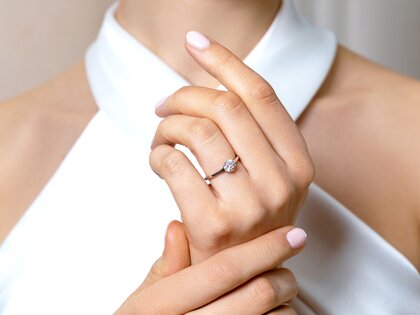 Verlovingsring Surprise in 9K witgoud met diamant 1,00ct H/SI