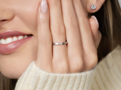 Verlovingsring Infinity in 14K geelgoud met diamant 0,03ct H/SI