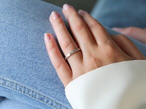 Verlovingsring Infinity in 18K witgoud met diamant 0,05ct G/VS