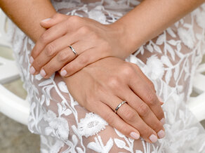 Verlovingsring Italic in 14K witgoud met diamant 0,05ct H/SI