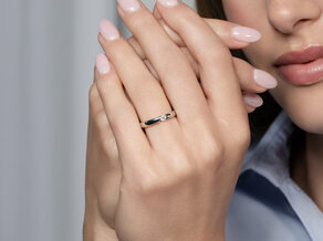 Verlovingsring Italic in 9K geelgoud met diamant 0,10ct