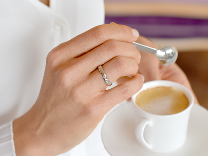 Verlovingsring Italic in 14K witgoud met Lab-grown diamant 0,15ct E/VS