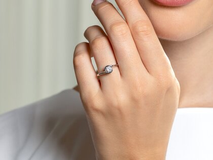 Verlovingsring Touch in 14K geelgoud met diamant 0,50ct G/SI