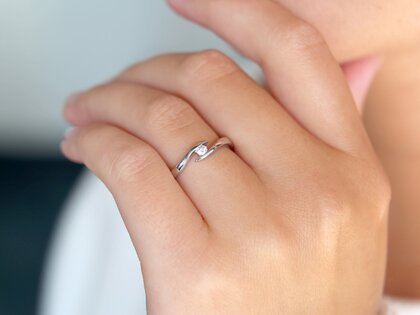 Verlovingsring Twist in zilver 925/- met diamant 0,10ct G/VS