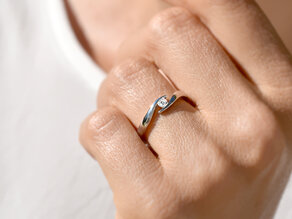 Verlovingsring Twist in zilver 925/- met diamant 0,15ct G/SI