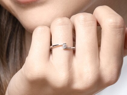 Verlovingsring Vibe  in platina 950/- met diamant 0,15ct G/SI