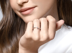 Verlovingsring Vibe  in platina 950/- met diamant 0,15ct G/SI