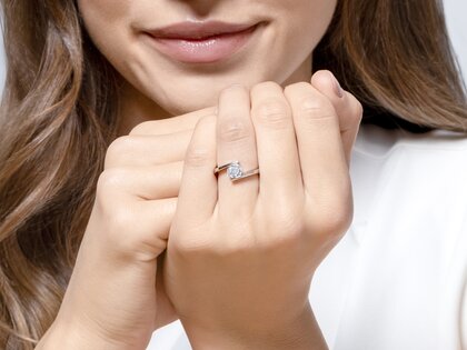Verlovingsring Vibe  in 9K witgoud met diamant 1,00ct H/SI